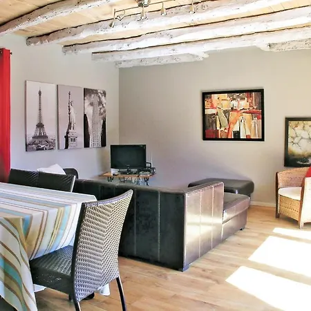 Сasa de vacaciones Stunning In With Wifi Coly
